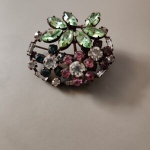 Vintage Green and Purple Floral Basket Brooch (1940's-1960's).